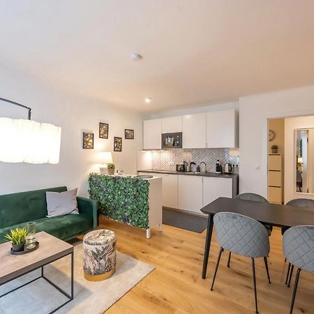 Modern City Center Apartment Vienna Esterno foto