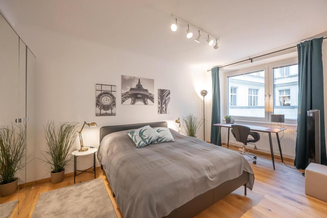 Modern City Center Apartment Vienna Esterno foto