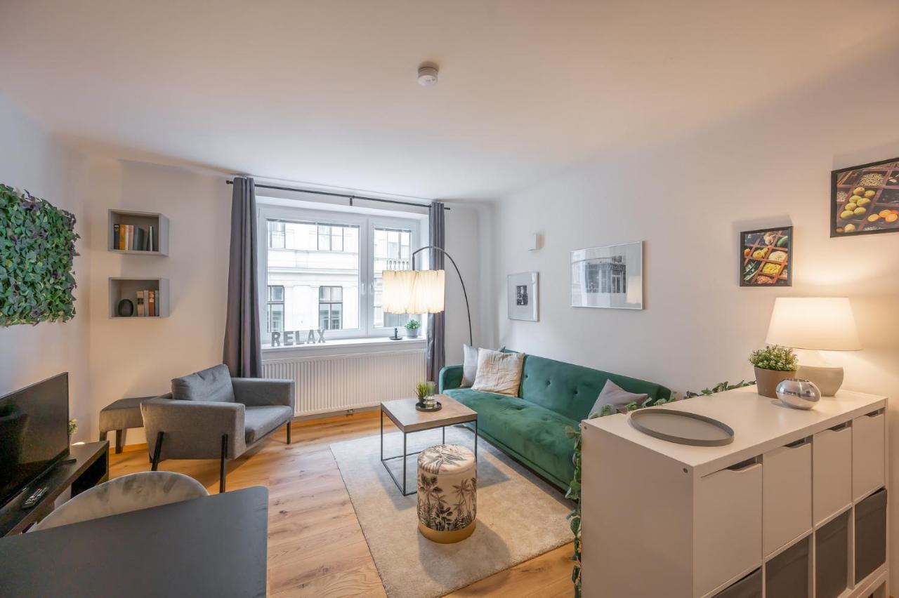 Modern City Center Apartment Vienna Esterno foto