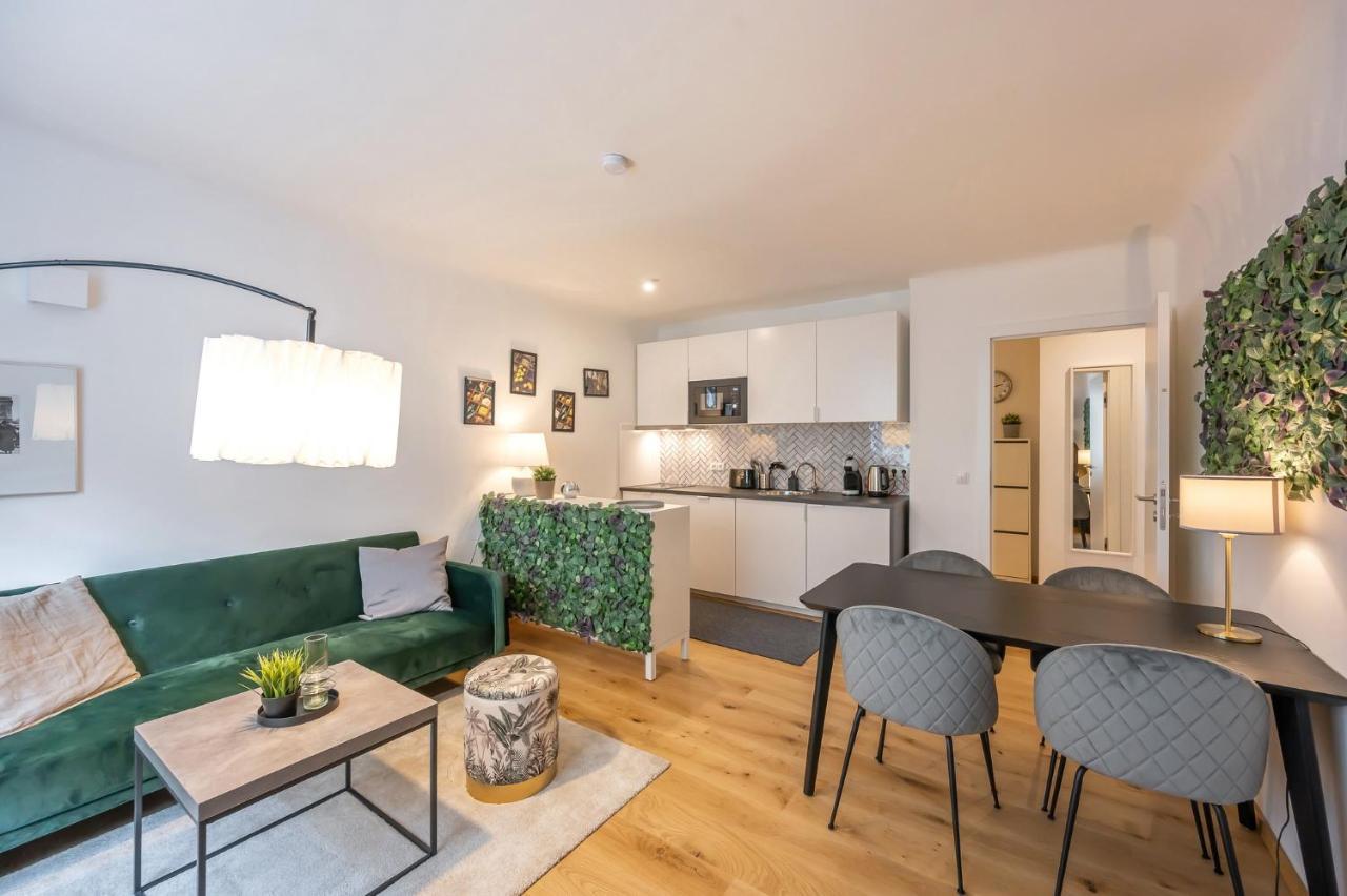 Modern City Center Apartment Vienna Esterno foto