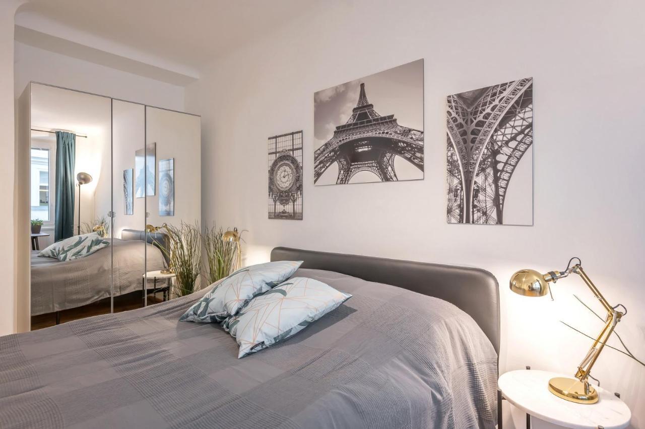 Modern City Center Apartment Vienna Esterno foto